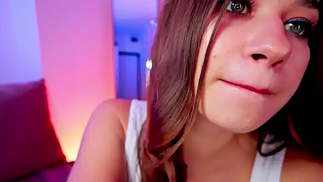 divetagrace online show from December 13, 2025, 8:14 pm