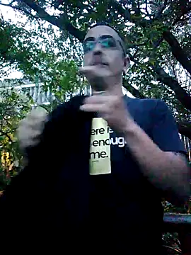 Snapshot of FeloBad chatting on June 3, 2026, 11:21 pm FeloBad online show from June 3, 2026, 11:21 pm