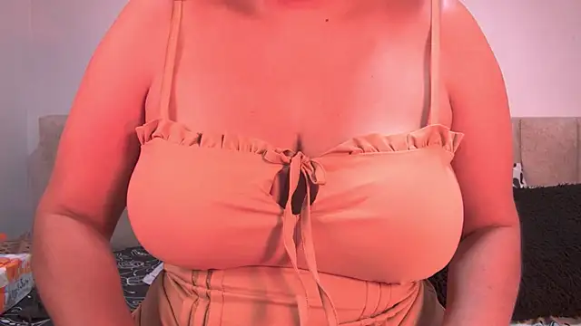 Snapshot of amber_demons2021 chatting on November 19, 2025, 10:10 pm amber demons2021 online show from November 19, 2025, 10:10 pm