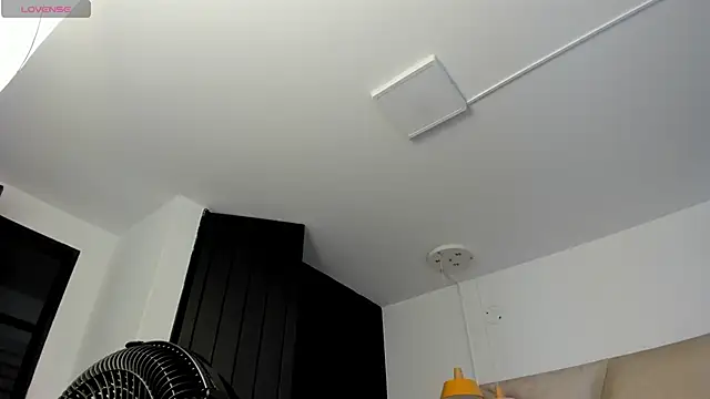 FaloonRoussel online show from October 25, 2025, 6:02 pm