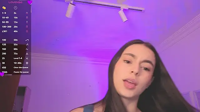 Aleejaa   online show from April 16, 2026, 11:22 am