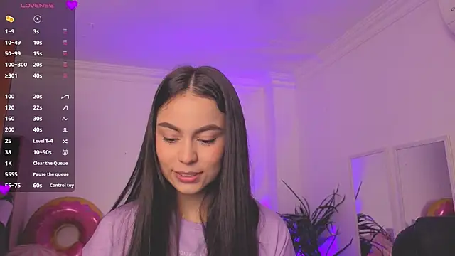 Snapshot of Aleejaa__ chatting on July 8, 2026, 11:48 am Aleejaa online show from July 8, 2026, 11:48 am