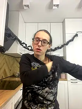 MartiniiSelenna online show from October 25, 2025, 5:48 am