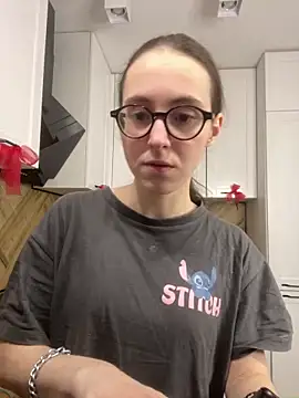 MartiniiSelenna online show from December 22, 2025, 7:05 am