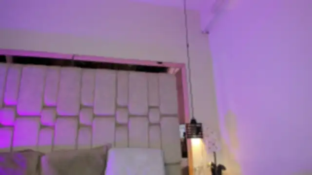 AngelineHeet online show from April 12, 2026, 10:59 pm