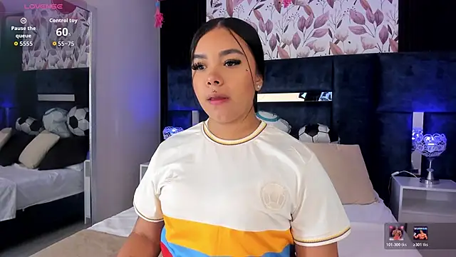 Snapshot of MarianaGarciaa__ chatting on June 27, 2026, 6:24 pm MarianaGarciaa online show from June 27, 2026, 6:24 pm