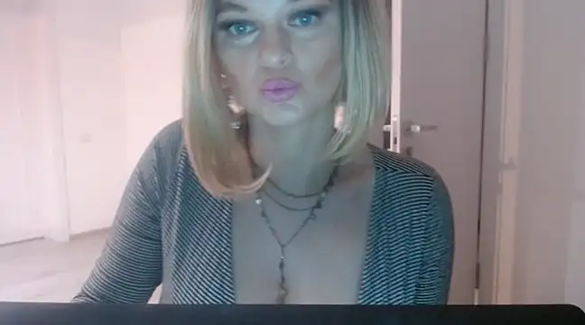 YourSweetJam online show from December 20, 2024, 6:02 pm