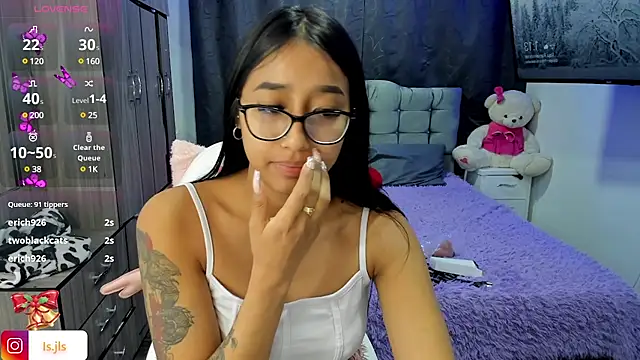 Snapshot of isa_bellaa0 chatting on January 6, 2025, 6:14 am isa bellaa0 online show from January 6, 2025, 6:14 am