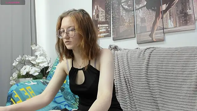 Snapshot of Fiery_mary chatting on April 26, 2026, 8:23 am Fiery mary online show from April 26, 2026, 8:23 am
