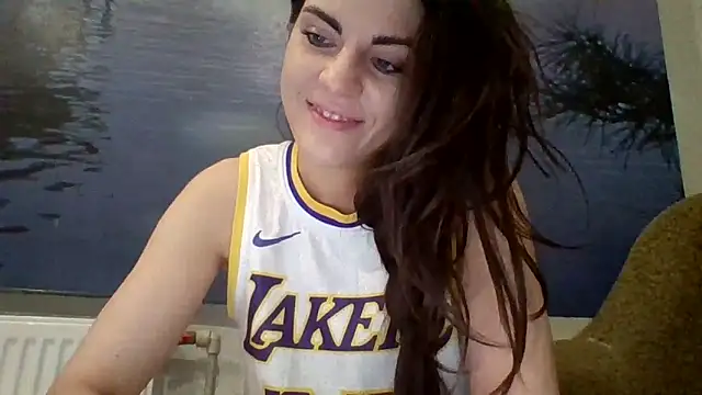 Snapshot of AliceTailor chatting on November 29, 2025, 3:59 pm AliceTailor online show from November 29, 2025, 3:59 pm