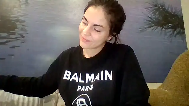 Snapshot of AliceTailor chatting on December 14, 2025, 12:10 pm AliceTailor online show from December 14, 2025, 12:10 pm