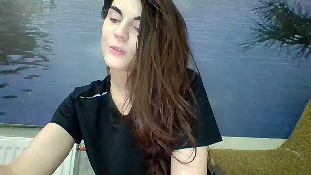 AliceTailor online show from May 10, 2026, 8:47 pm