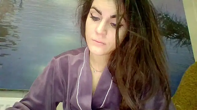 AliceTailor online show from May 13, 2026, 9:28 am