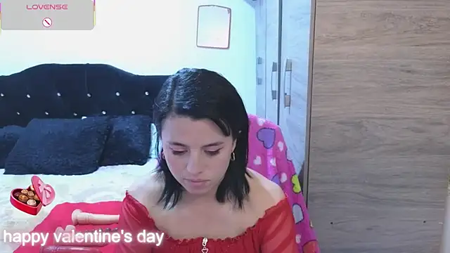 Snapshot of Nahomi_Harper chatting on February 15, 2026, 7:51 am Nahomi Harper online show from February 15, 2026, 7:51 am