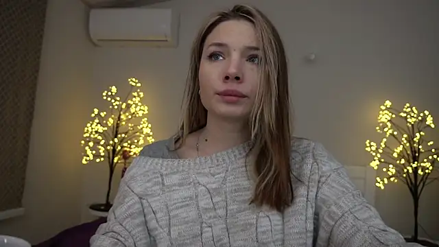 IceDanielles online show from January 10, 2025, 2:13 pm