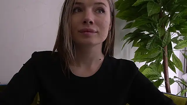 IceDanielles online show from January 27, 2025, 11:11 am