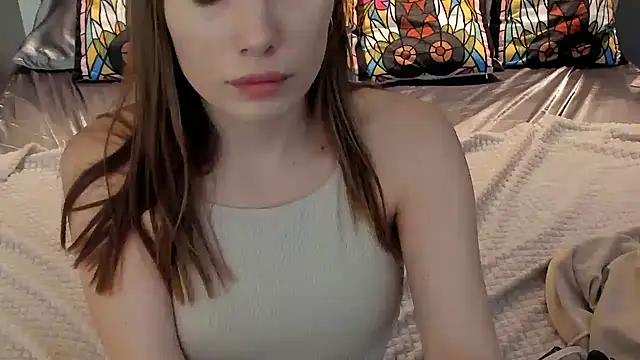 IceDanielles online show from November 3, 2025, 2:29 pm