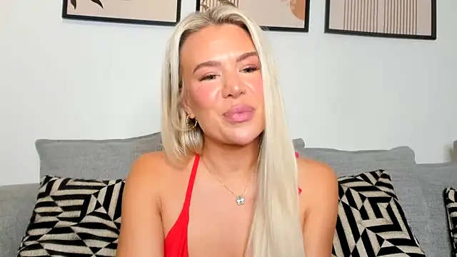 Alexia-Lee online show from December 14, 2025, 9:41 pm