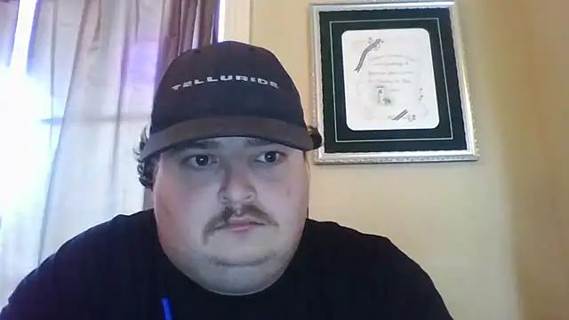 Snapshot of YelpedAverting chatting on October 24, 2025, 8:38 pm YelpedAverting online show from October 24, 2025, 8:38 pm