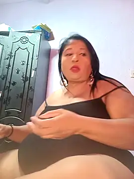 Snapshot of raniofsex02 chatting on February 24, 2025, 10:48 am raniofsex02 online show from February 24, 2025, 10:48 am