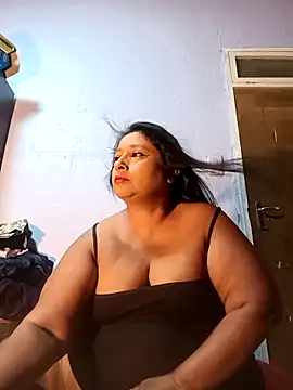 Snapshot of raniofsex02 chatting on March 14, 2025, 7:23 pm raniofsex02 online show from March 14, 2025, 7:23 pm