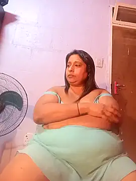 Snapshot of raniofsex02 chatting on October 18, 2025, 7:53 am raniofsex02 online show from October 18, 2025, 7:53 am