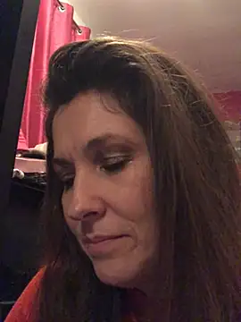 Lwhite1 online show from January 4, 2025, 12:05 am