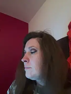 Lwhite1 online show from February 1, 2025, 5:37 pm