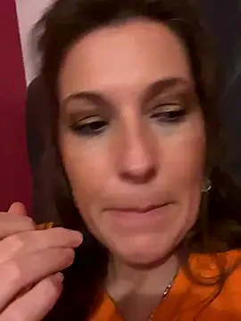 Lwhite1 online show from October 14, 2025, 11:49 pm