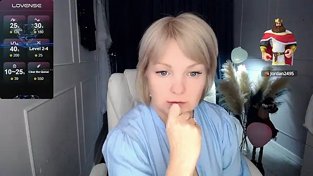 Juarnea online show from March 3, 2025, 6:44 pm