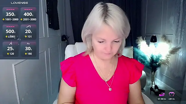 Juarnea online show from November 25, 2025, 6:13 am