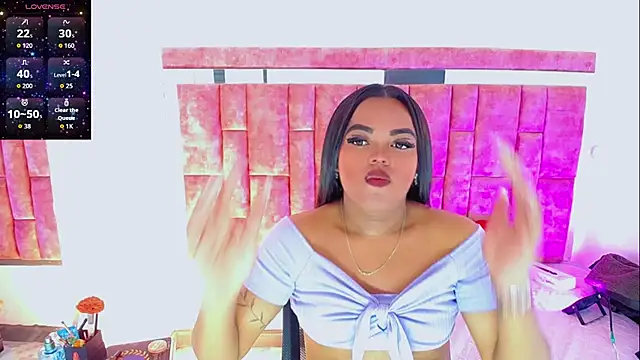 KayleighDreams  online show from April 15, 2026, 8:43 am