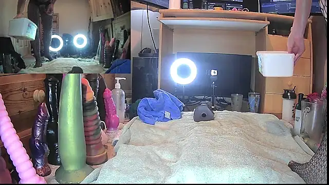 Snapshot of ClairTS chatting on December 22, 2025, 11:07 am ClairTS online show from December 22, 2025, 11:07 am