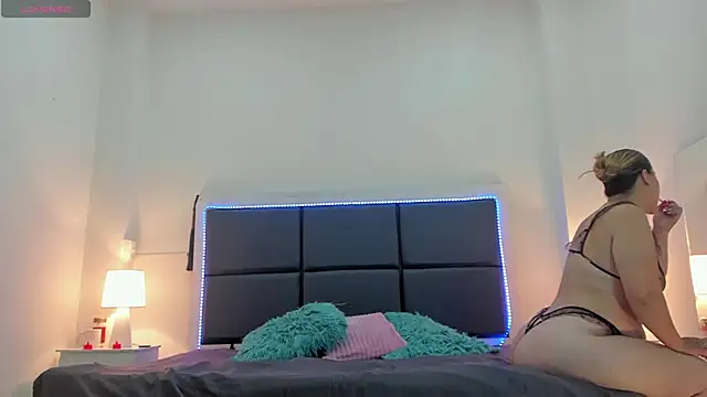 Snapshot of Aslhyn_Gomez chatting on October 23, 2025, 6:28 pm Aslhyn Gomez online show from October 23, 2025, 6:28 pm