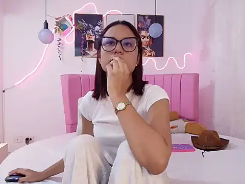 Snapshot of Azul_horney chatting on April 23, 2026, 11:07 pm Azul horney online show from April 23, 2026, 11:07 pm