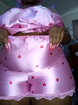 CocoBootyyy online show from November 13, 2025, 3:27 am