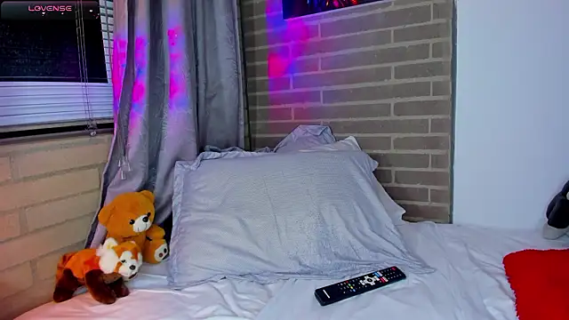 Snapshot of liam_oficial02 chatting on February 25, 2026, 3:38 am liam oficial02 online show from February 25, 2026, 3:38 am