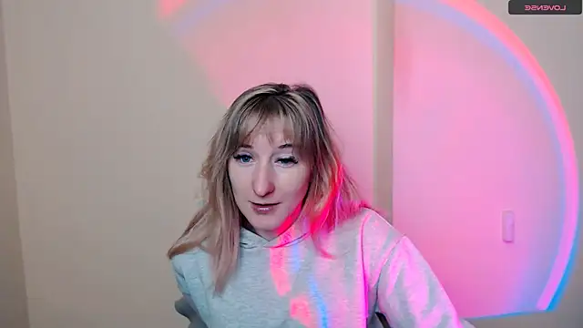 AmandaSell online show from April 14, 2026, 6:30 am