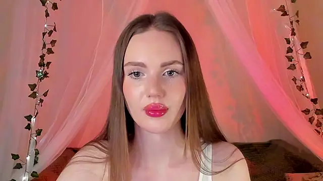 MishkaMe online show from December 10, 2024, 5:00 pm