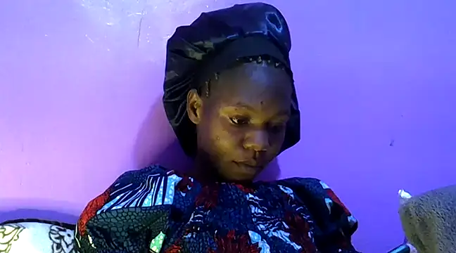 Cute tamara online show from December 10, 2024, 12:17 am