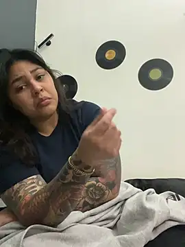 miacanela xo online show from March 12, 2026, 3:45 am