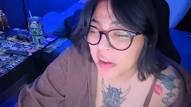 Snapshot of miacanela_xo chatting on July 13, 2026, 2:25 am miacanela xo online show from July 13, 2026, 2:25 am