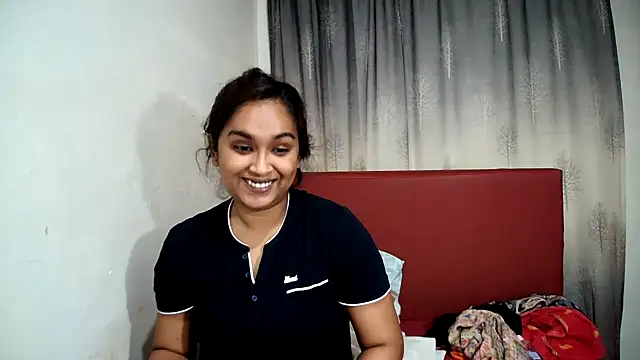 Cute Indian00 online show from February 6, 2025, 6:08 am