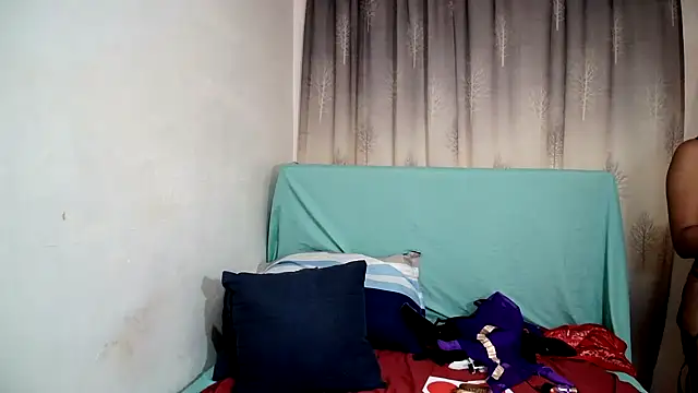 Cute Indian00 online show from February 12, 2025, 5:58 am