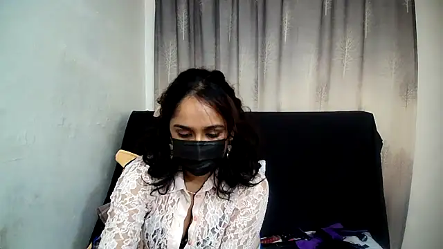 Cute Indian00 online show from March 19, 2025, 8:01 am