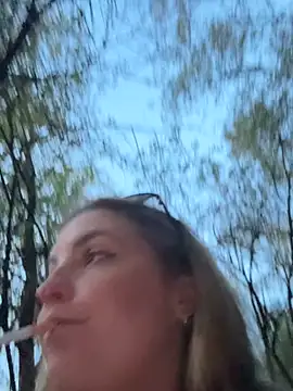 LiliMorganxxx online show from October 22, 2025, 4:40 pm