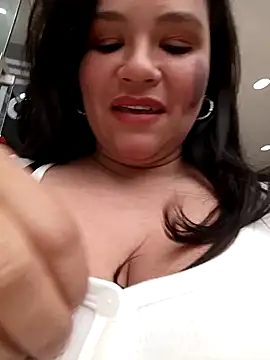 Julieta-tits online show from December 4, 2024, 7:34 pm