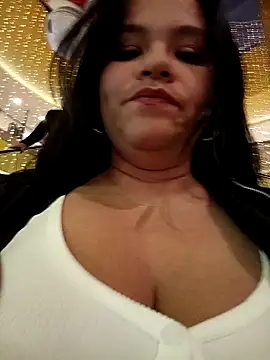 Julieta-tits online show from December 12, 2024, 12:05 am