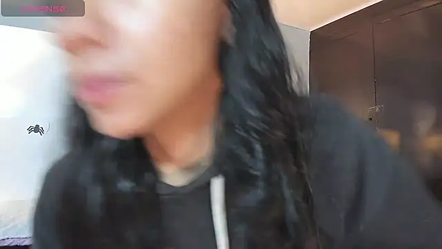 Snapshot of Tamaraakins chatting on October 27, 2025, 12:20 pm Tamaraakins online show from October 27, 2025, 12:20 pm