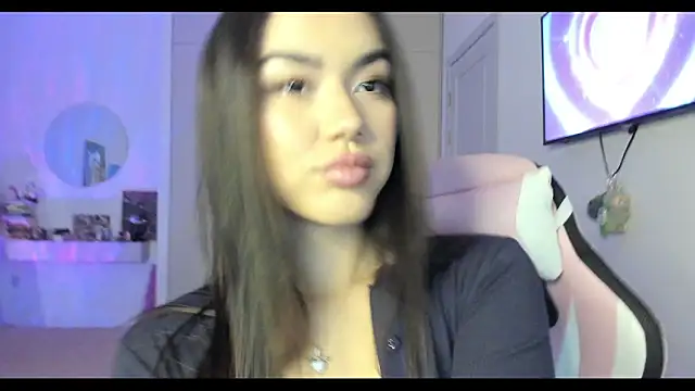 Snapshot of Shineel chatting on October 25, 2025, 1:18 pm Shineel online show from October 25, 2025, 1:18 pm